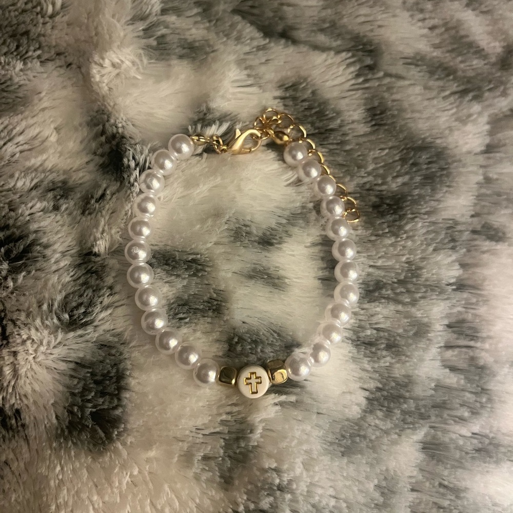 Pearl cross handmade necklace